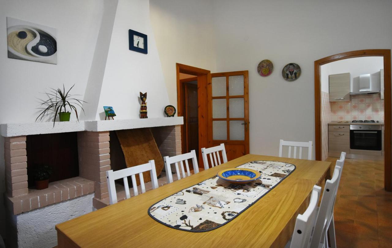 Mario & Nina - Portopino House Porto Pino Exteriör bild
