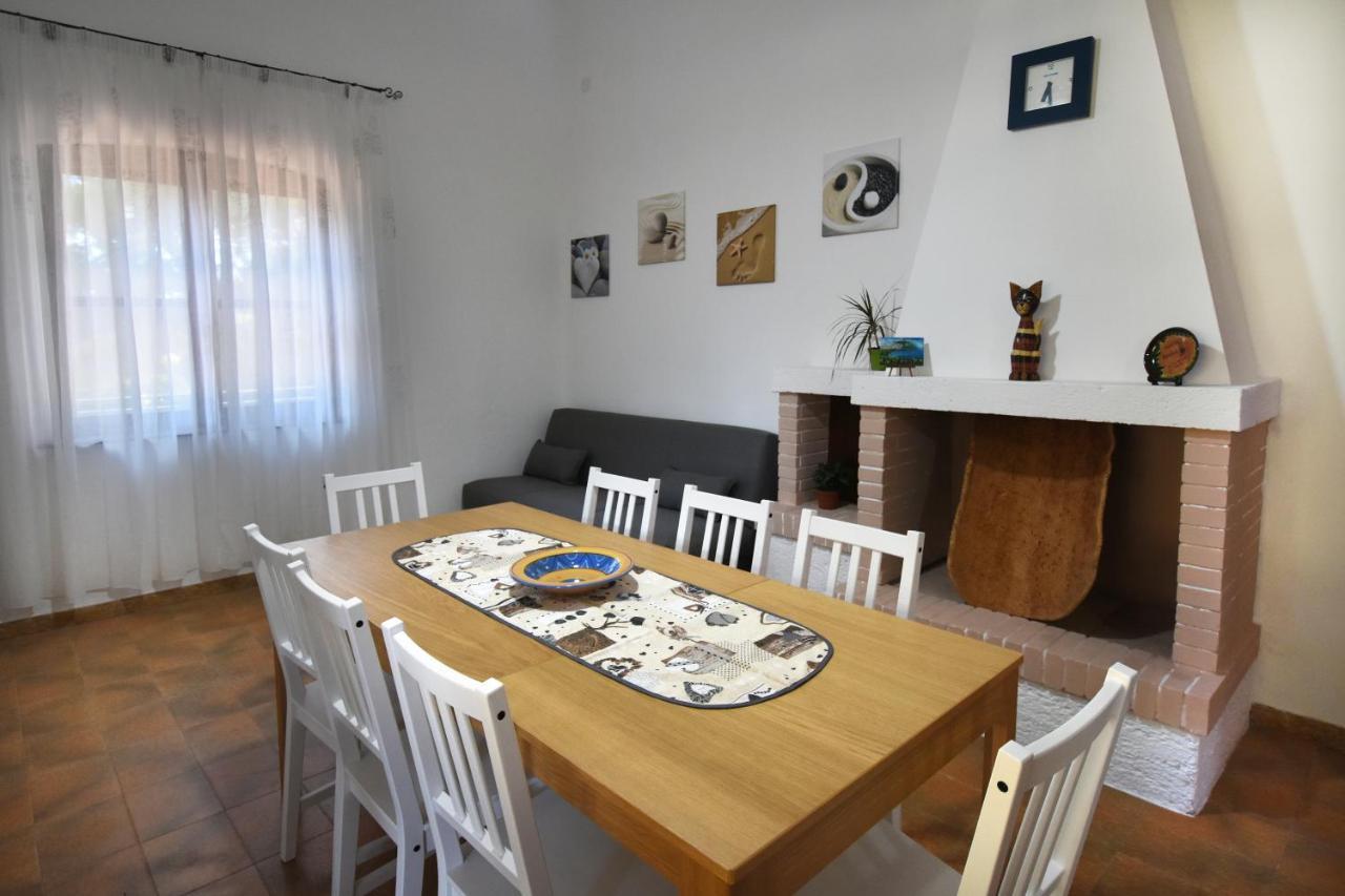 Mario & Nina - Portopino House Porto Pino Exteriör bild